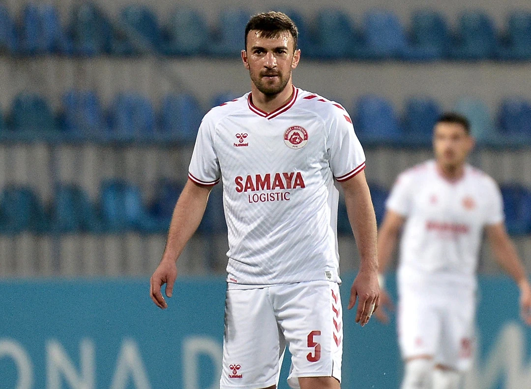 Qara Qarayev Azərbaycan çempionatlarında 350-ci oyununu keçirib