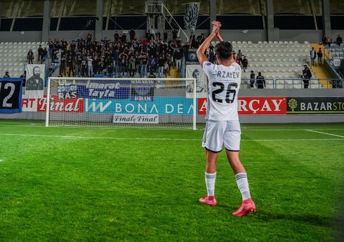 “Qarabağ” akademiyasının koordinatoru 15 yaşlı futbolçunun Premyer Liqada debütünü dəyərləndirib