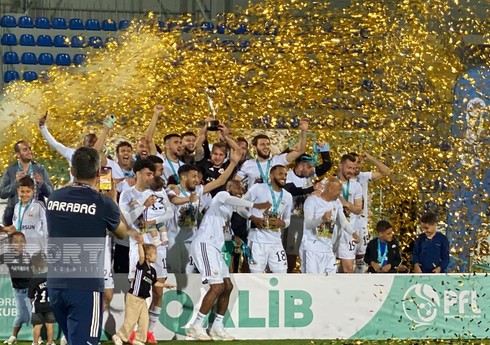 “Qarabağ”a kubok təqdim olunub