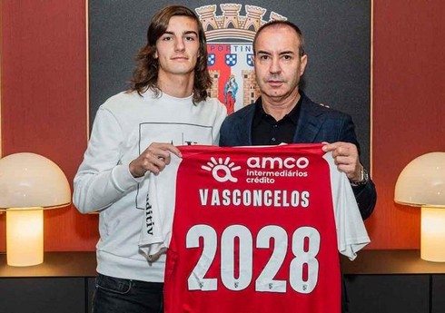 "Qarabağ"ın rəqibi gənc müdafiəçi ilə müqavilənin müddətini uzadıb