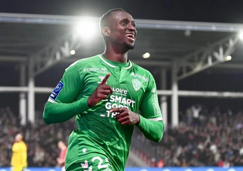 "Qarabağ"ın sabiq hücumçusu zədədən əziyyət çəkir