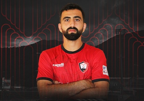 “Qəbələ” futbolçusu ilə vidalaşıb