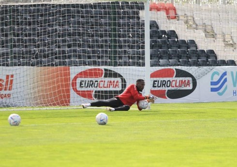 "Qəbələ" klubu futbolçusu ilə yollarını ayırıb