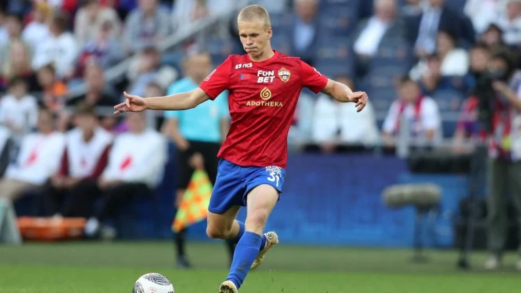 "Fənərbaxça" rusiyalı futbolçunu istəyir