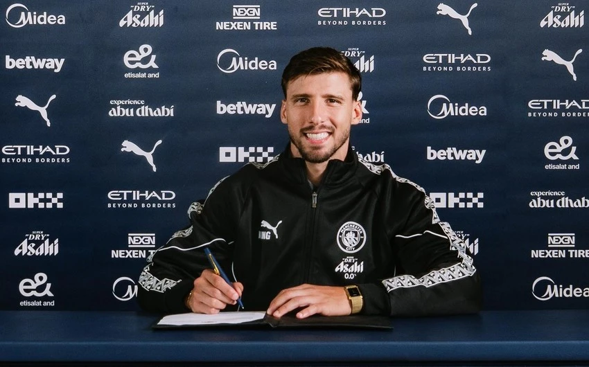 "Mançester Siti"də yeni müqavilə - RƏSMİ