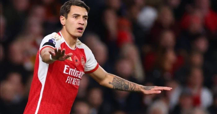 "Napoli" "Arsenal"ın müdafiəçisi ilə maraqlanır