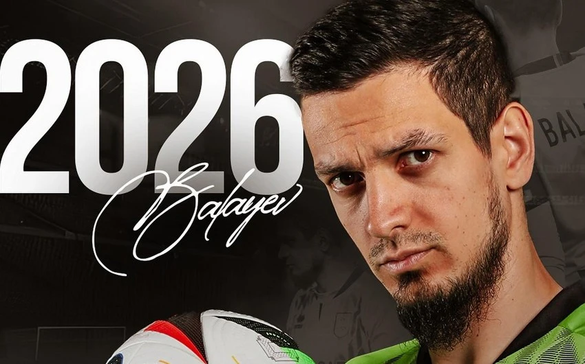 "Neftçi" onunla müqavilə yenilədi - Rəsmi