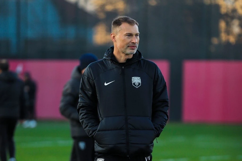 "Sabah" Berezutskiyə qapını göstərdi: Bir şərtlə qala bilər