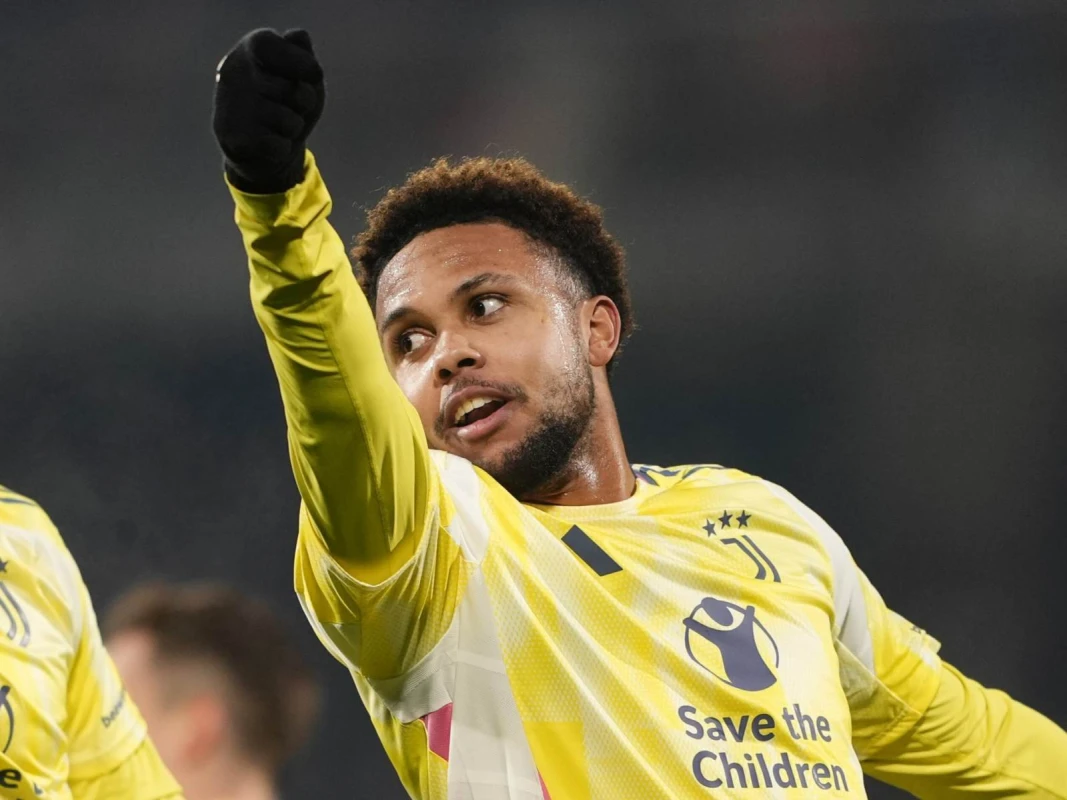 "Yuventus" amerikalı futbolçusunu komandada saxlayacaq