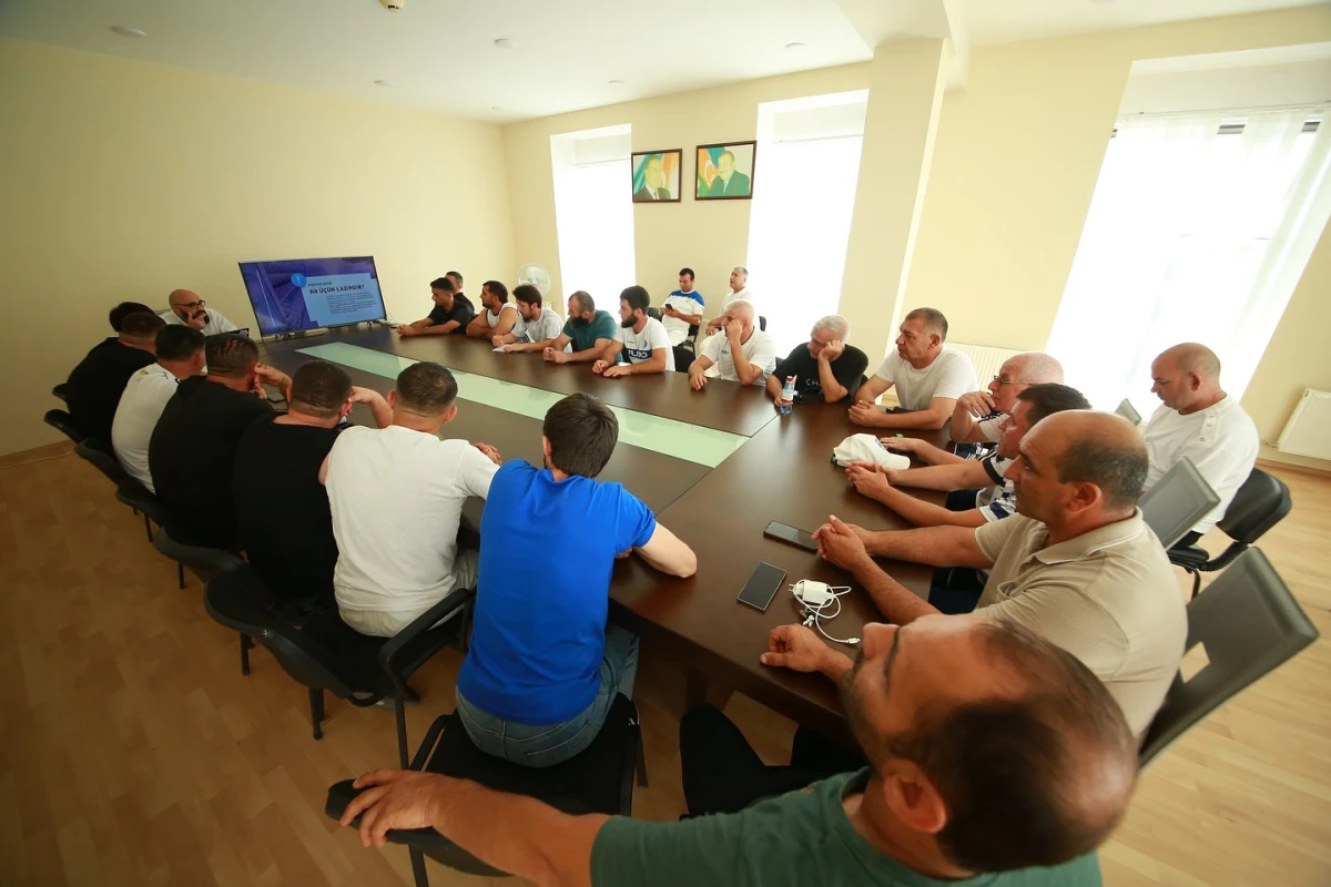 Qusarda cüdo məşqçiləri üçün təlim keçirilib - FOTO