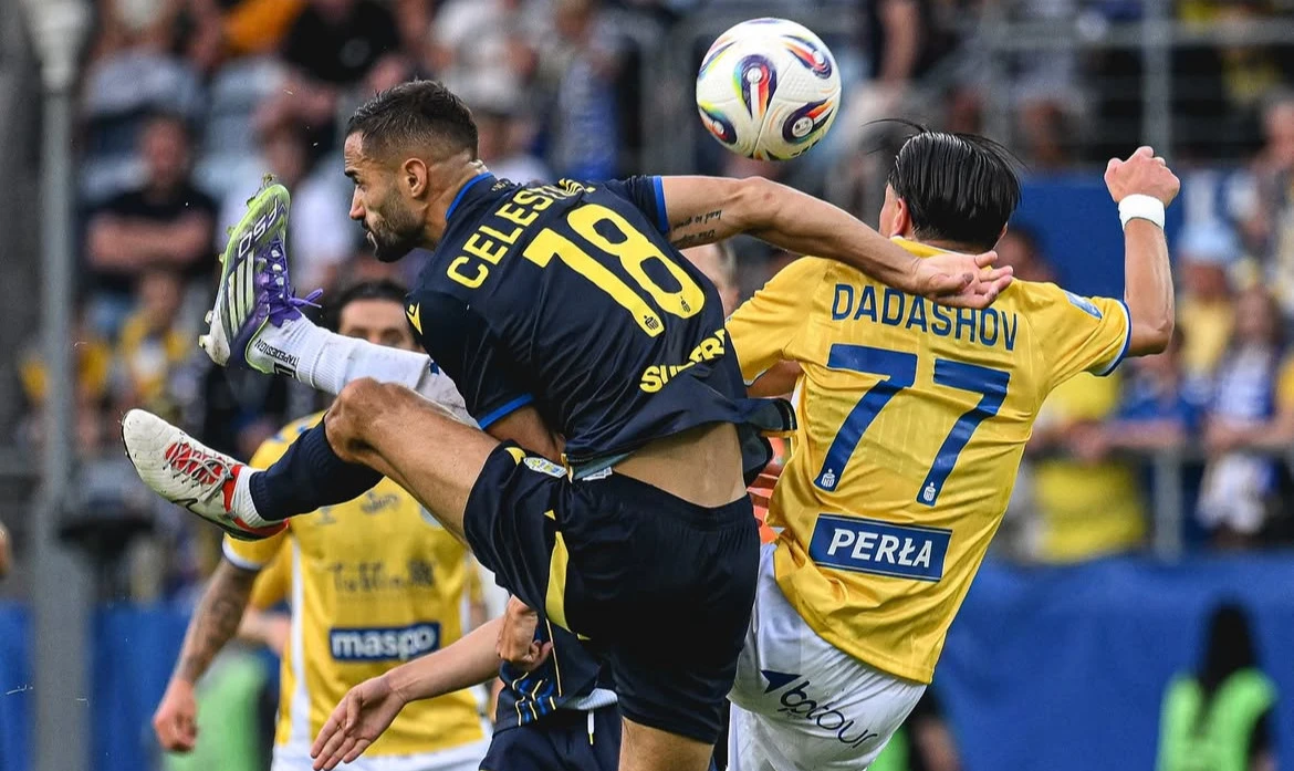 Renat vurdu, komandası qələbə qazandı