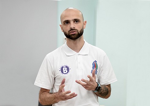 Rəşad Eyyubov Azərbaycan millisinin məşqçisi təyin olunub