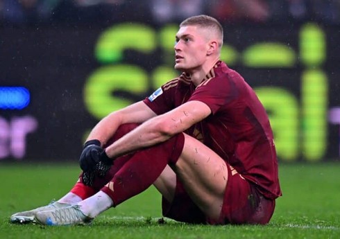 "Roma" ukraynalı futbolçusunu satışa çıxarıb