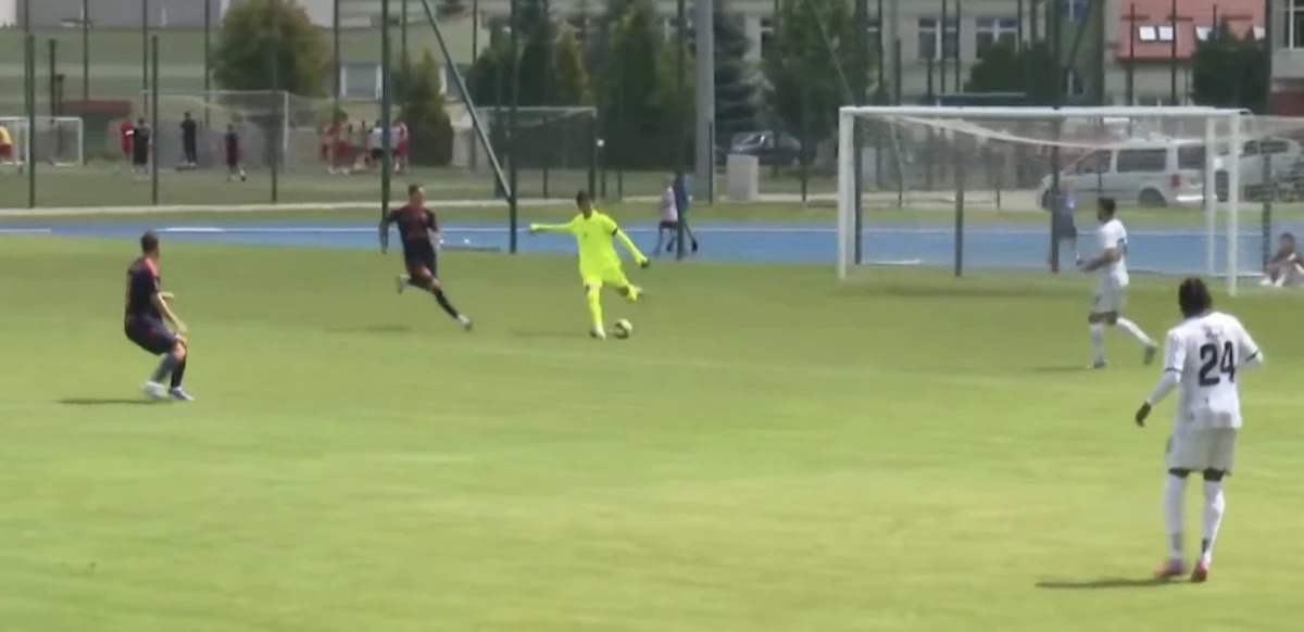 Rzanın səhvi “Neftçi”yə BAHA BAŞA GƏLDİ - VİDEO