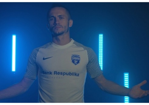 "Sabah"ın hücumçusu yeniyetmə futbolçularla görüşüb