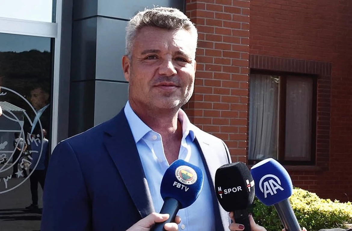 Sadettin Saran: “Heyətdəki hər futbolçu önəmlidir”