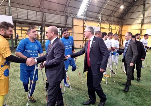 Səfir: "Böyük Britaniya minatəmizləmə əməliyyatlarında Azərbaycanla sıx əməkdaşlıq edir"