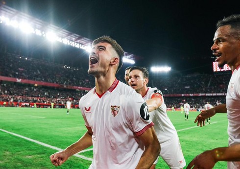 "Sevilya" futbolçusu ilə müqavilə müddətini uzadıb