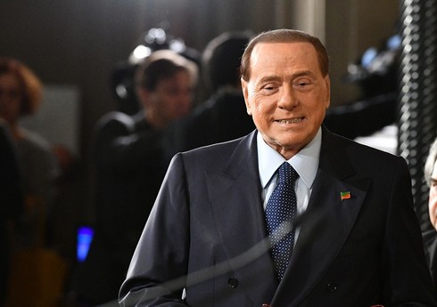 Silvio Berluskoni xəstəxanaya yerləşdirilib