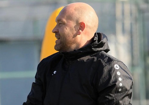 “Sumqayıt” klubu məşqçisi ilə vidalaşıb