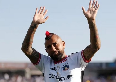 Tanınmış futbolçu ilk peşəkar klubuna qayıdıb