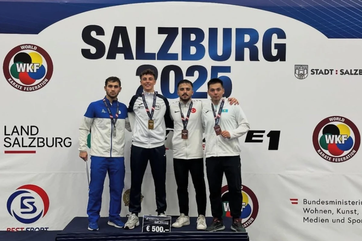 Təmsilçimizdən gümüş medal