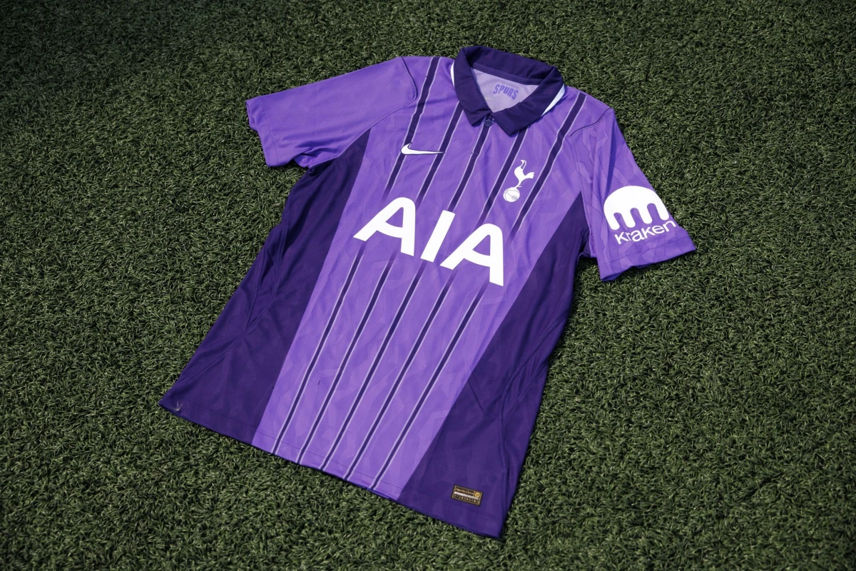 “Tottenhem”dən yeni forma – 90-cı illərə dönüş - FOTO
