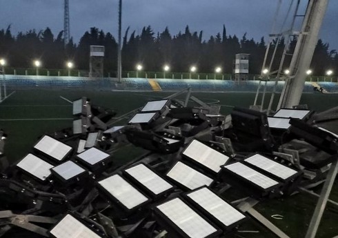 Tovuz şəhər stadionunun işıq dirəyi ilə bağlı mütəxəssislər dəyərləndirmə aparırlar