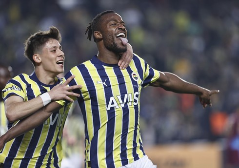 Türkiyə Super Liqası: "Fənərbağça" "Trabzonspor"a qalib gəlib