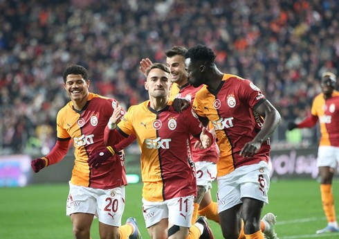 Türkiyə Superliqasında "Qalatasaray" turu itkisiz başa vurub