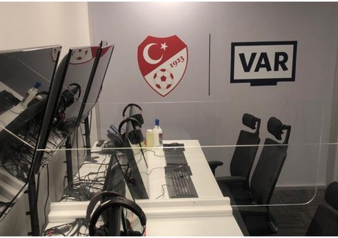 Türkiyə Superliqasının matçlarında əcnəbi VAR hakimləri olacaq