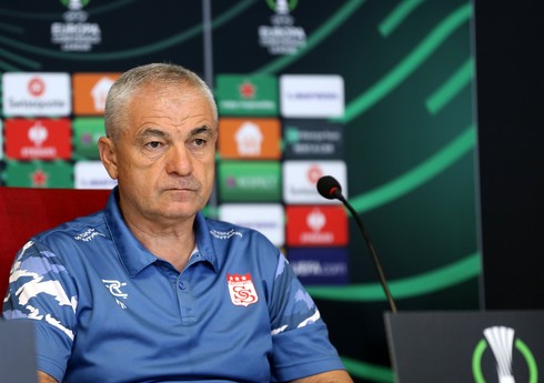 Türkiyə təmsilçisinin baş məşqçisi dörd ildən sonra klubdan ayrılıb