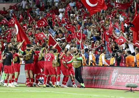 Türkiyəli azarkeşlər Ermənistan yığması ilə səfər oyununa buraxılmayacaqlar