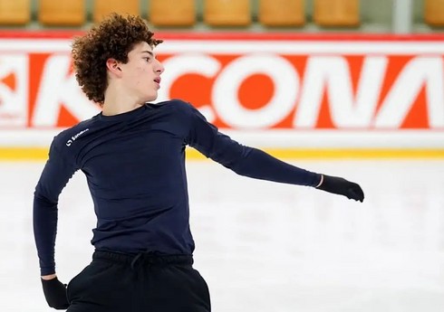 Türkiyəli fiqurlu konkisürən həbs edilib