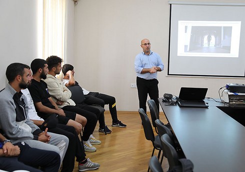 UEFA-nın Azərbaycan üzrə nümayəndəsi danışılmış oyunlarla bağlı seminar keçirib