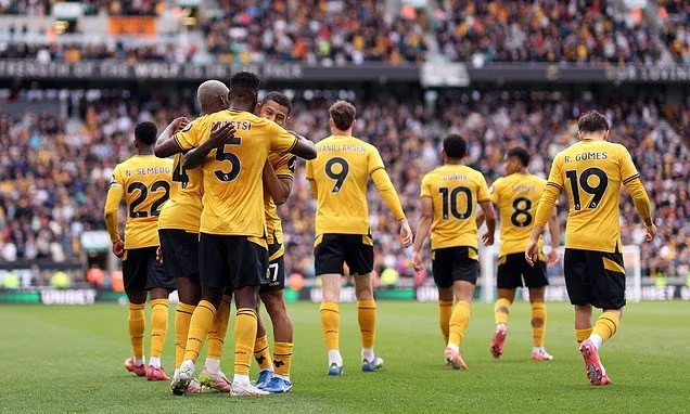 “Vulverhempton”dan antirekord