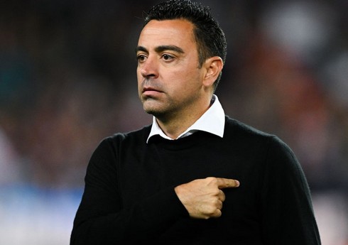 Xavi daha bir mövsüm "Barselona"da qalmağa hazırdır