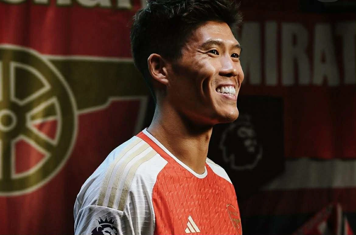 Yaponiyalı futbolçu "Arsenal"ı tərk edib